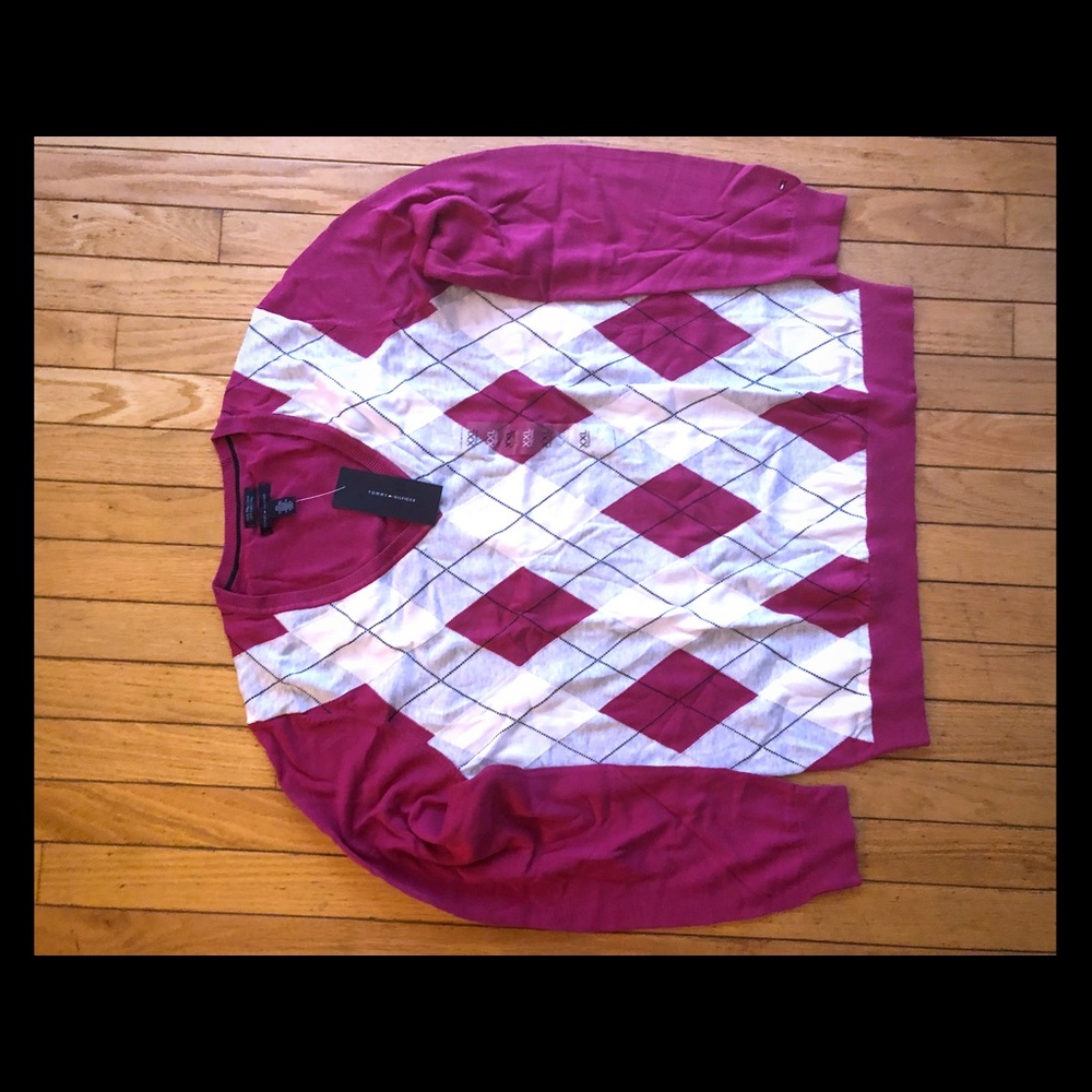 Women’s Tommy Hilfiger Argyle V-neck Sweater. Pink